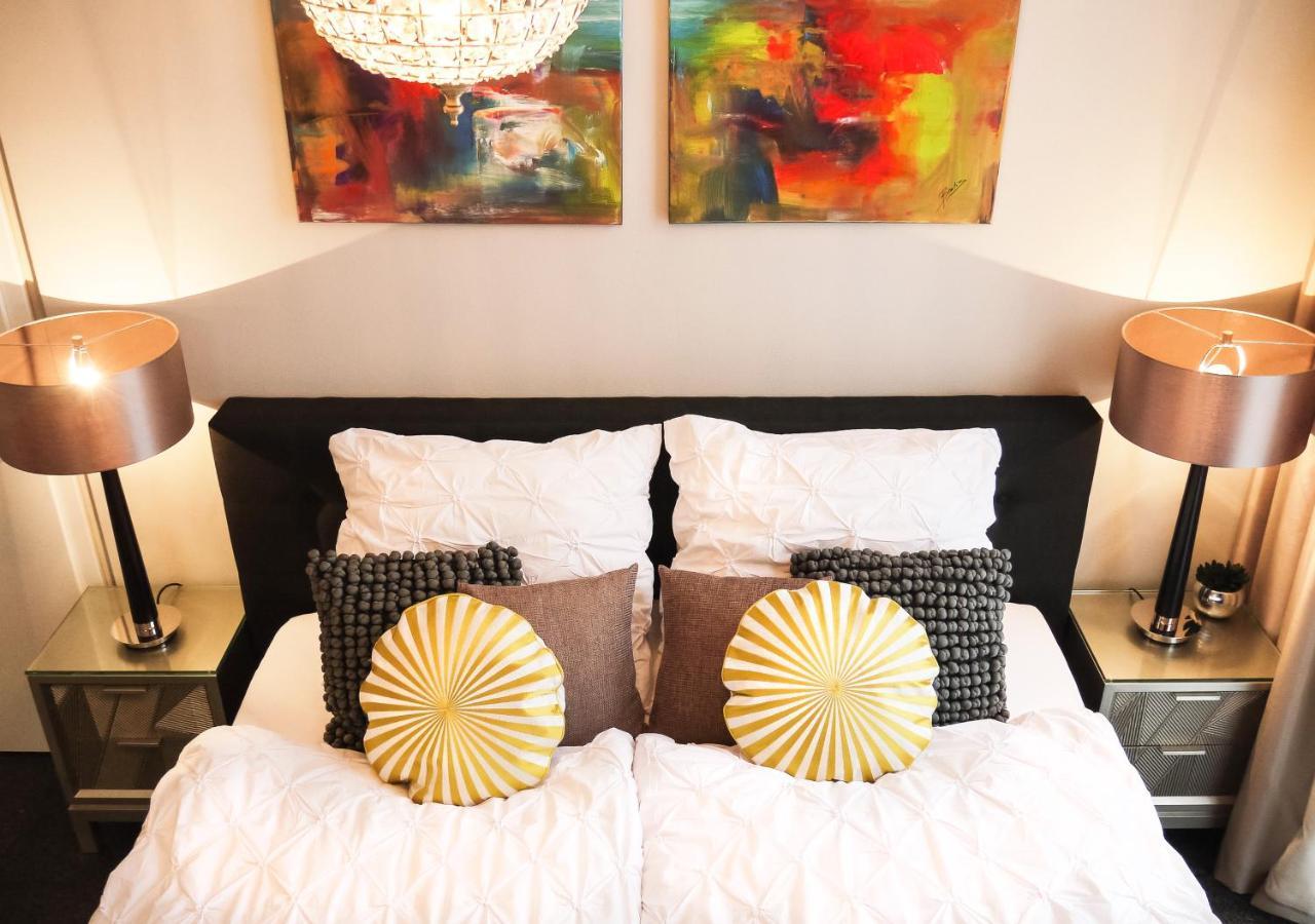 Comfort And Style In City Center With Ensuite Bathroom On Schaafenstrasse Köln Ngoại thất bức ảnh