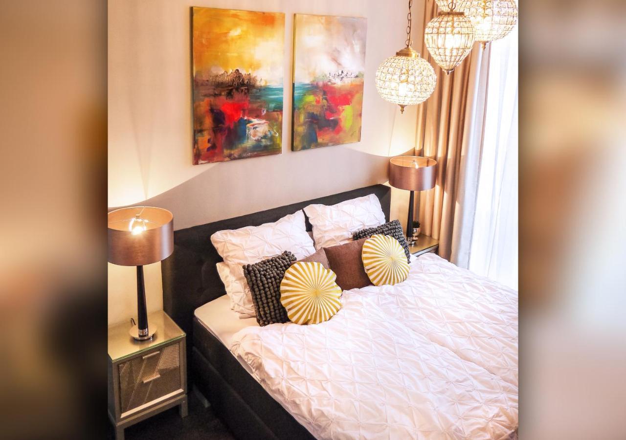 Comfort And Style In City Center With Ensuite Bathroom On Schaafenstrasse Köln Ngoại thất bức ảnh